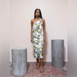 Christian Wijnants Dyata Stone Gray Green Knot One Shoulder Maxi Dress 36 NWT